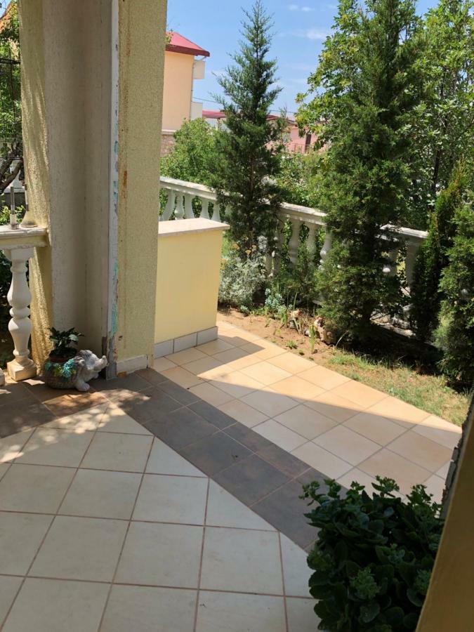 Apartmani Gabi Cesarica Bagian luar foto