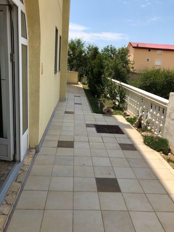 Apartmani Gabi Cesarica Bagian luar foto