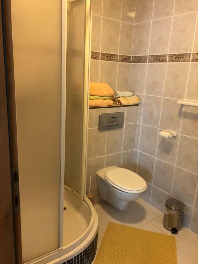 Apartmani Gabi Cesarica Bagian luar foto