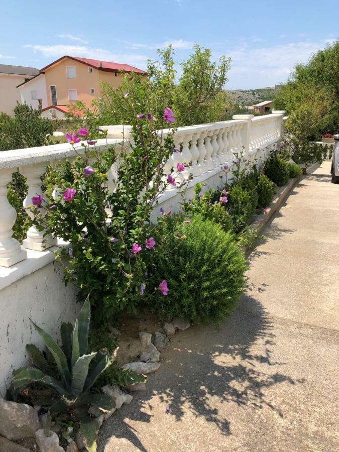 Apartmani Gabi Cesarica Bagian luar foto