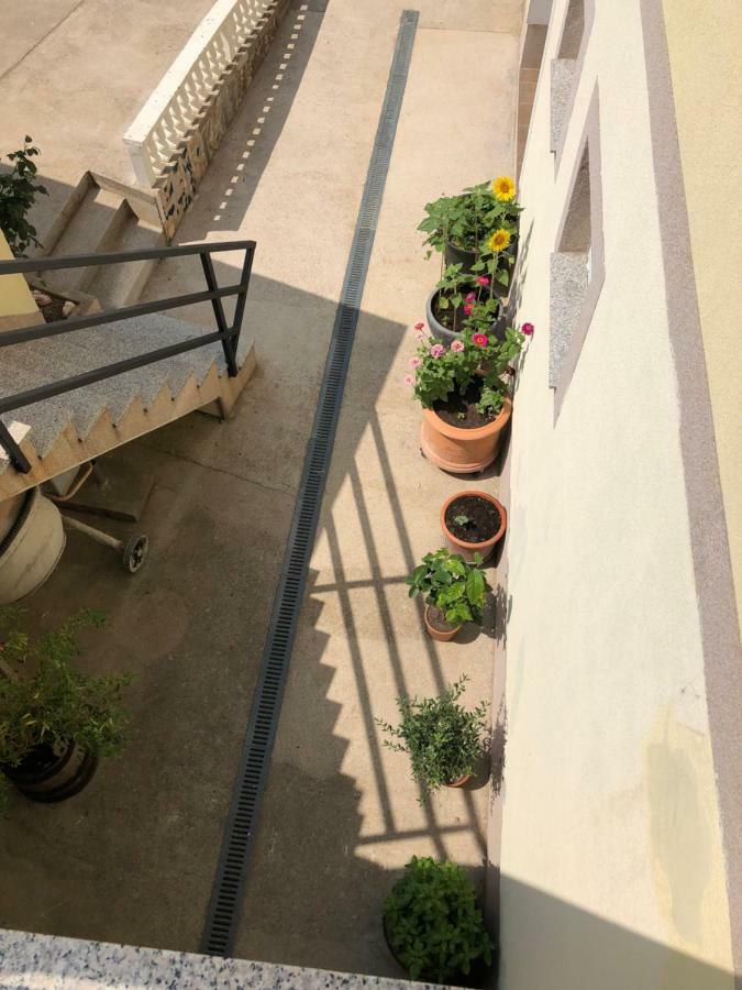 Apartmani Gabi Cesarica Bagian luar foto