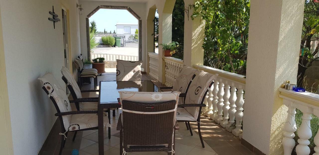 Apartmani Gabi Cesarica Bagian luar foto