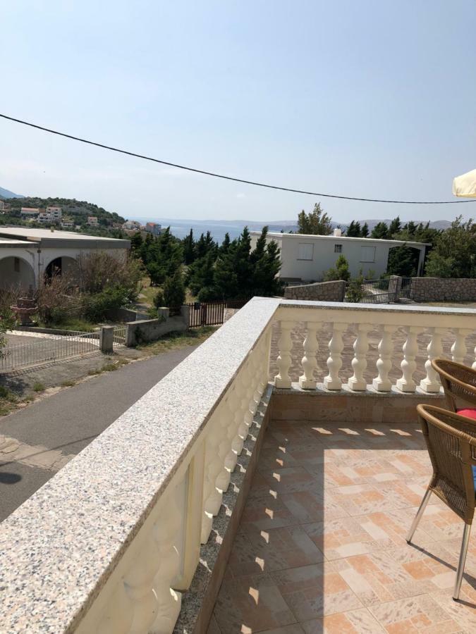 Apartmani Gabi Cesarica Bagian luar foto